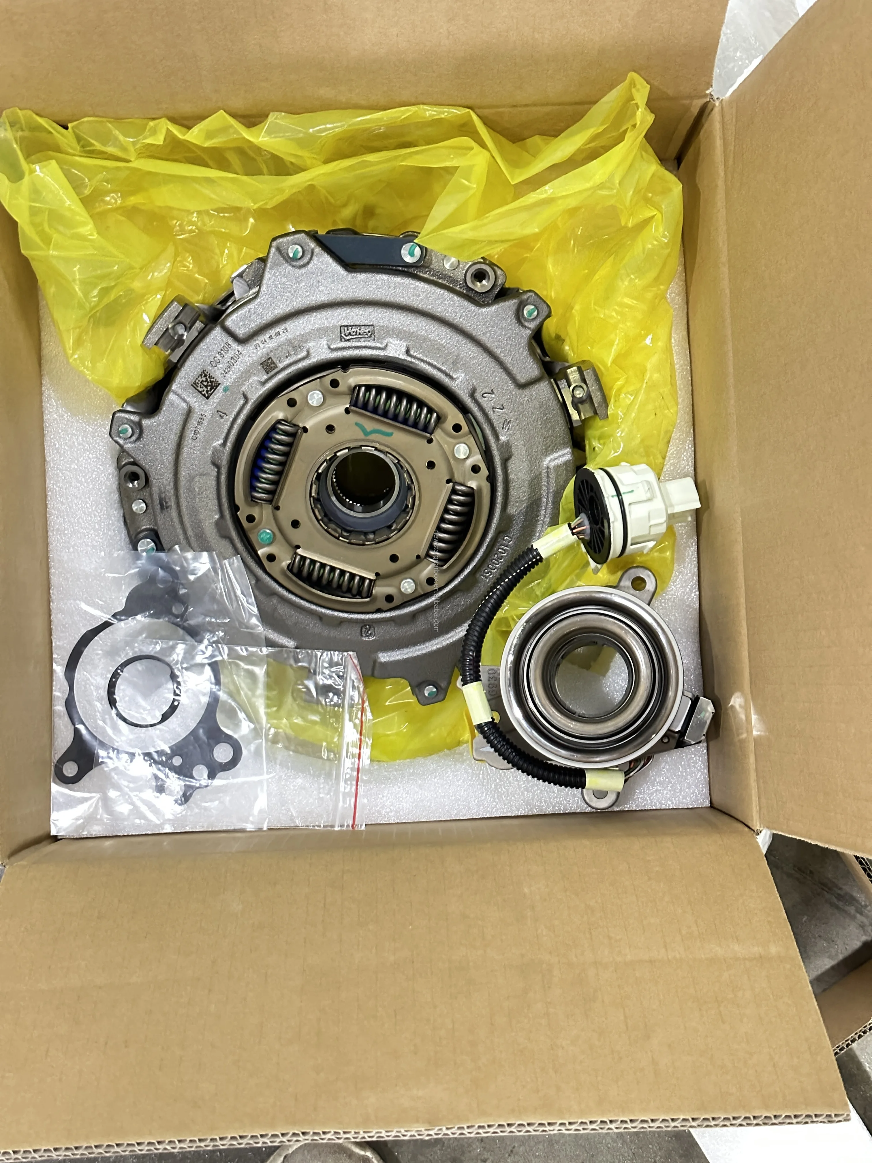 سعر الجملة OEM 24280304 11009561 DCT250 مجموعة القابض المزدوج العلامة التجارية الجديدة المصنع المستخدمة لـ MG6 ZS HS GT