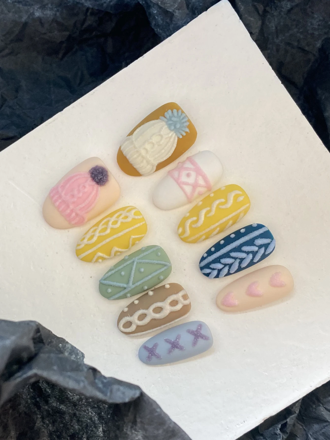 10 stuks druk op nagels herfst en winter gekleurde suikerhoed lijnen nepnagels inclusief 1 vel zelfklevende lipjes en 1 stuk mini-vijl