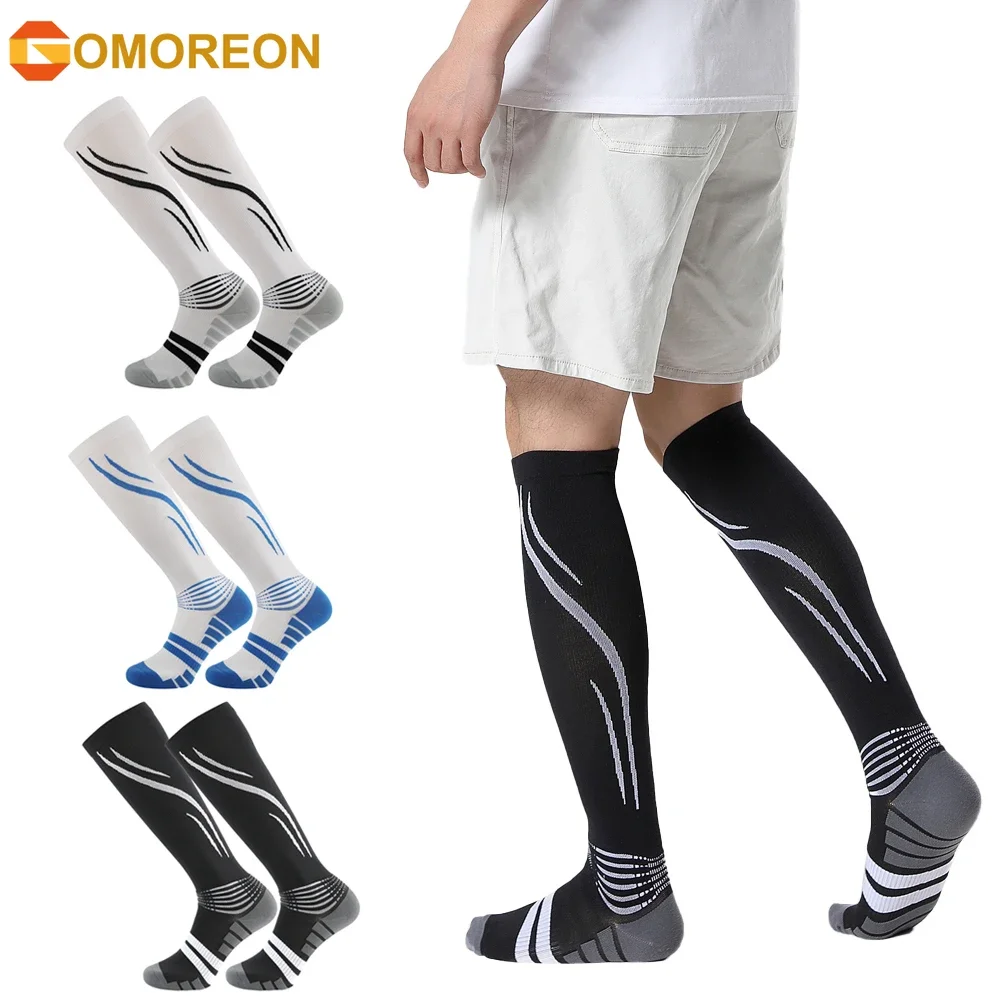 

GOMOREON 1Pair High Compression Socks for Men & Women 20-30 mmHg Knee High Nurse Pregnant Running and Travel Athletic