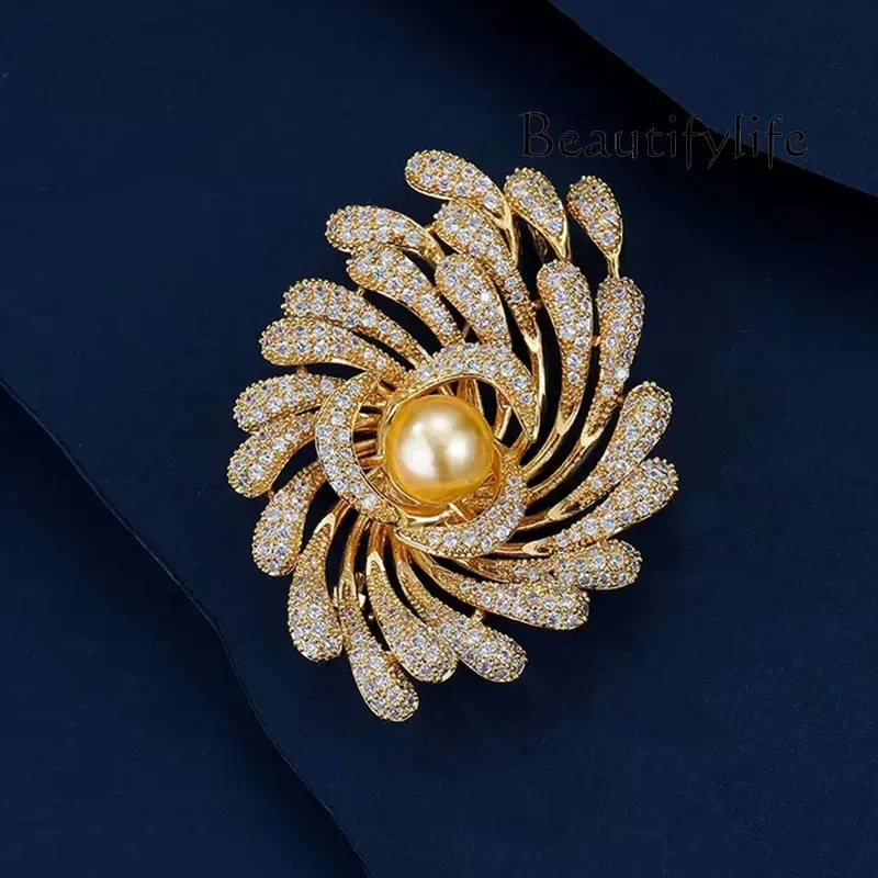 Designer brooch high-end retro pearl luxury niche high-end pin suit accessories