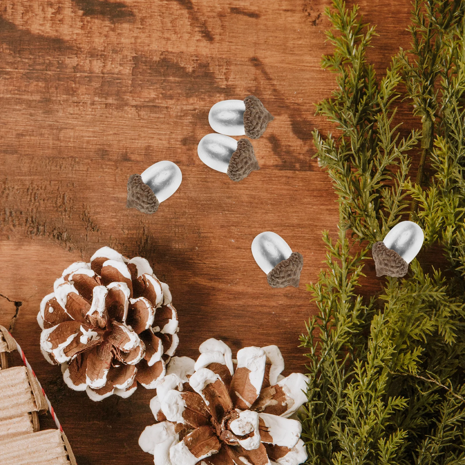 

50Pcs Artificial Acorns Realistic Small Acorn Lifelike Decoration for Christmas DIY Crafts Photography Props Rustic Charm