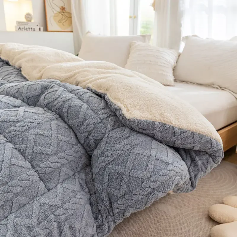 Solid Color Jacquard Thicken Double-sided Velvet Winter Blanket Home Dormitory Plush Warm Quilt Fluffy Soft Comfortable Blanket
