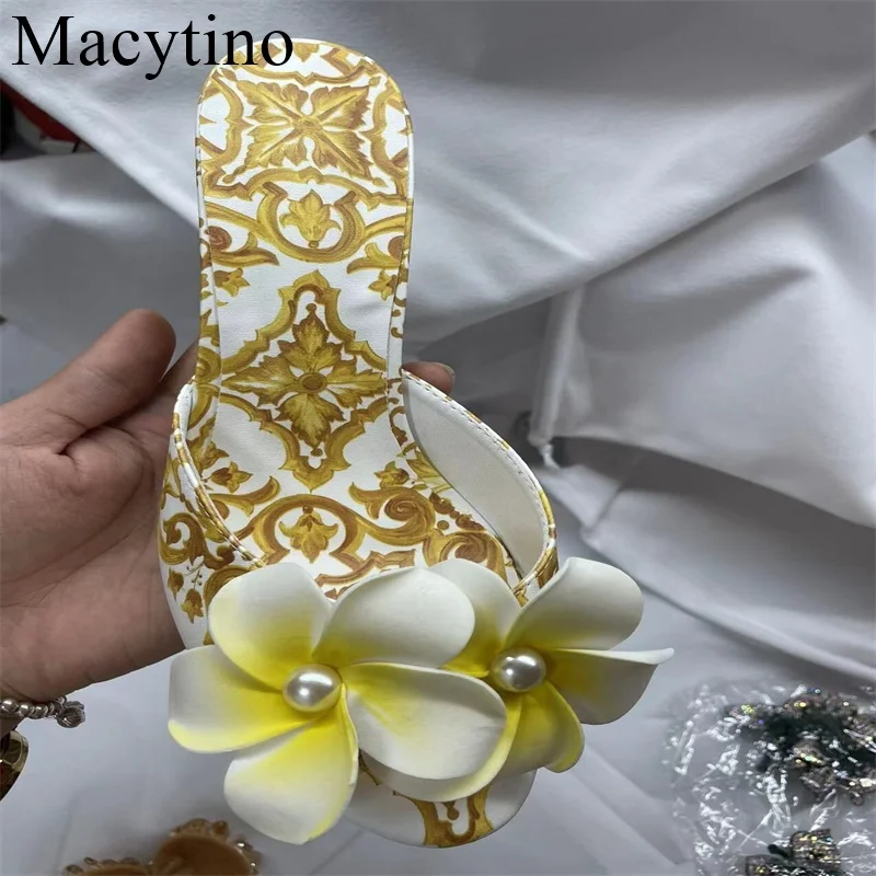 2024 New Arrival Beaded Flower Decoration Ladies Slippers Strange Heel Lady Shoes Open Toe Slip-on Outwear Slides For Girls