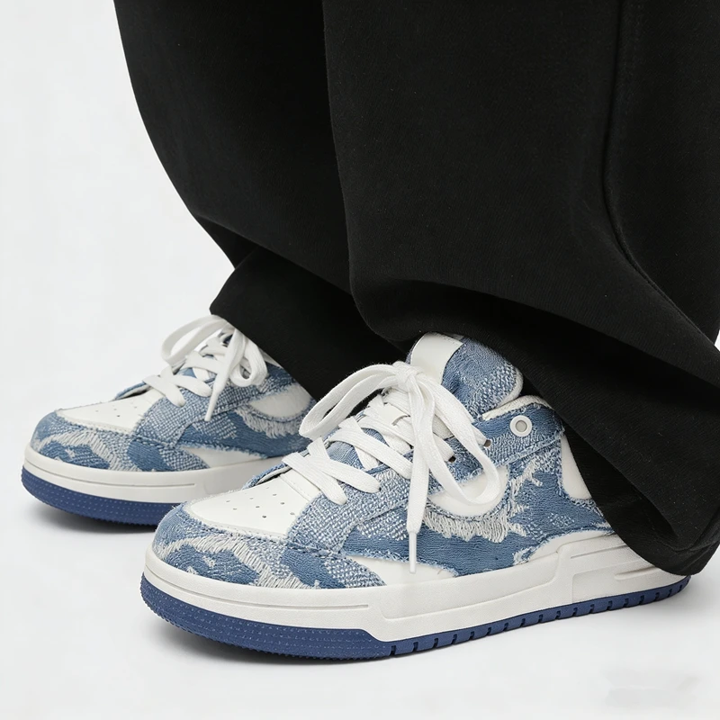 New comfortable, fashionable, niche, broken style denim thick soled bread shoes, sports and leisure board shoes, couple's shoes