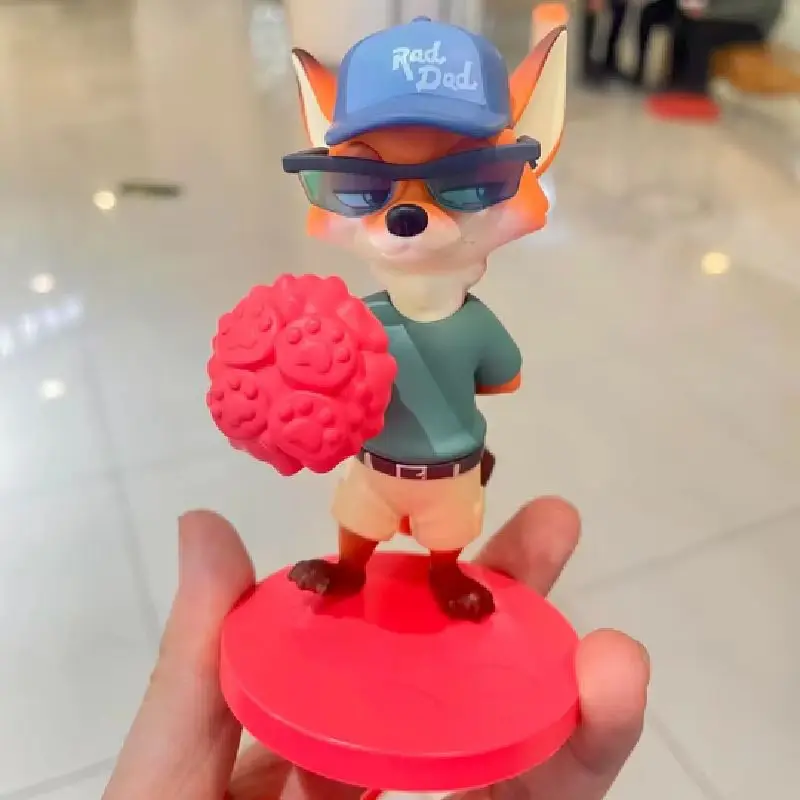 Zootopia 2 ポスターフィギュアとキャップセット Zootopia 2 ポスターフィギュア 【公式通販】