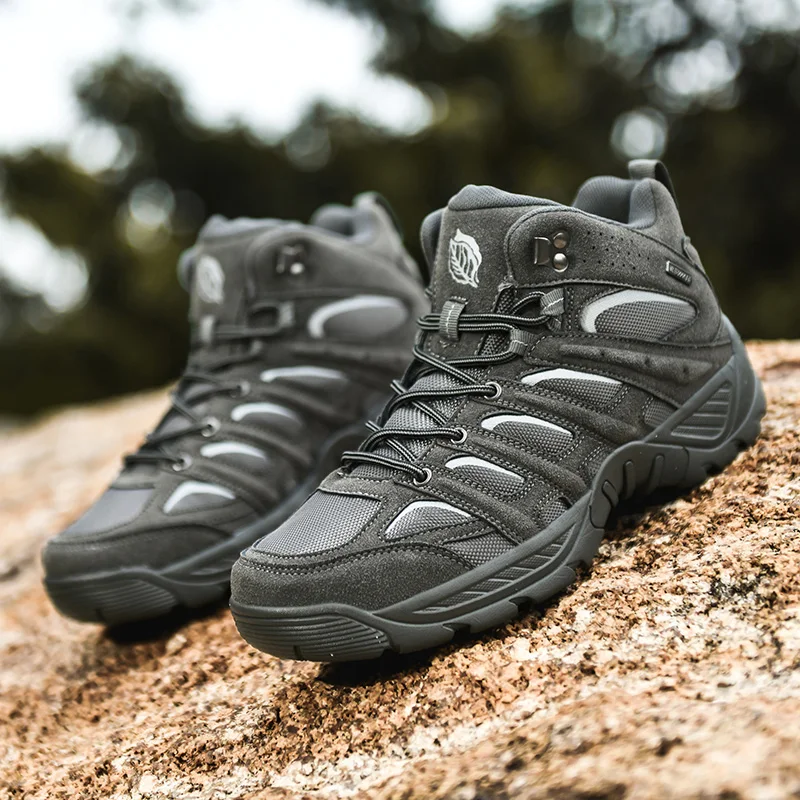 Men's Desert Men Ankle Male Outdoor Hiking Shoes Tactical Boots Big Size 40-47 Work Safety Shoes Motocycle