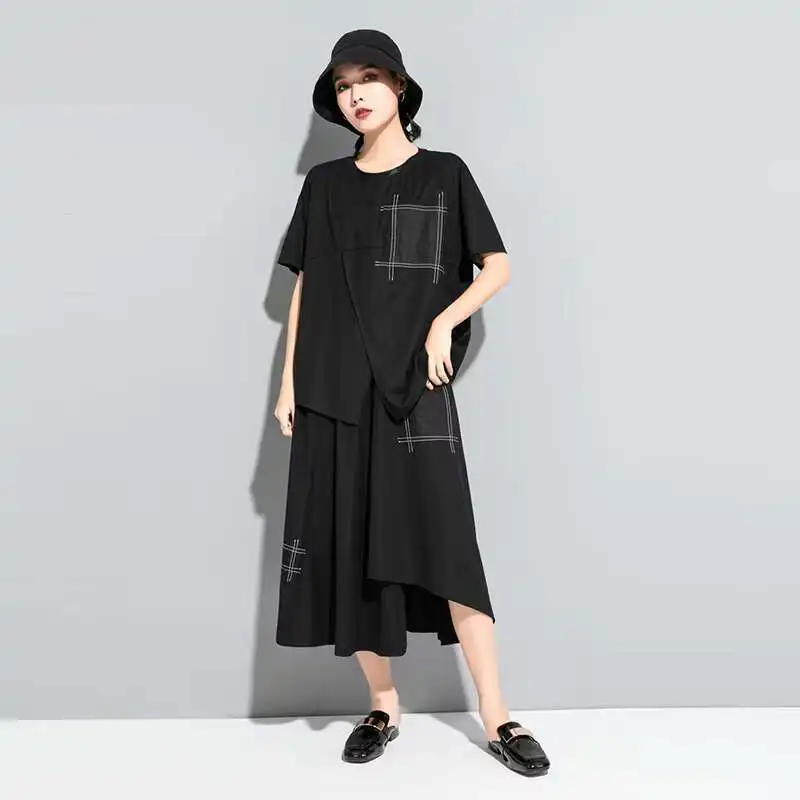 Women's Short Sleeve T-Shirt Summer New Asymmetrical Personality Stitching Bright Line Decorated Large Short Sleeve T-Shirt