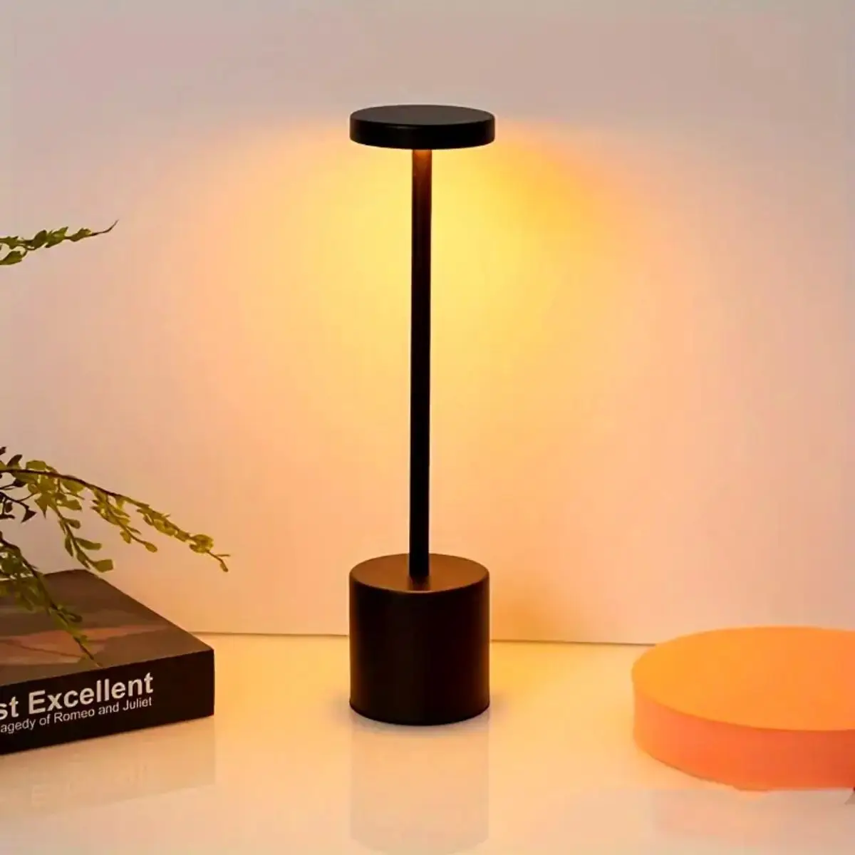 Modern Touch Adjustable Table Lamp, Metal Portable Ambient Light, Suitable for Decorating Bedroom Tables in Various Living Rooms