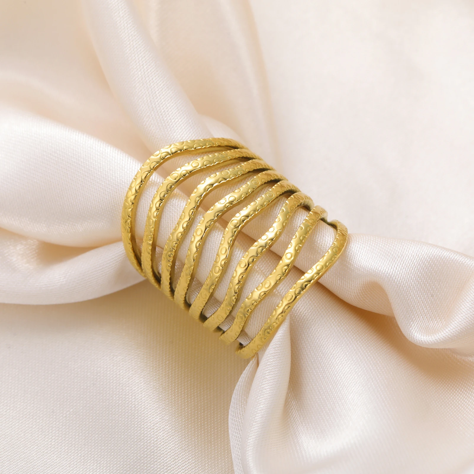 COOLTIME Unregelmäßige Hohle Ringe Für Frauen Männer Edelstahl Gold Farbe Offenen Ring Einfache und Modische Schmuck Geschenk 2026 Neue – Detail 9