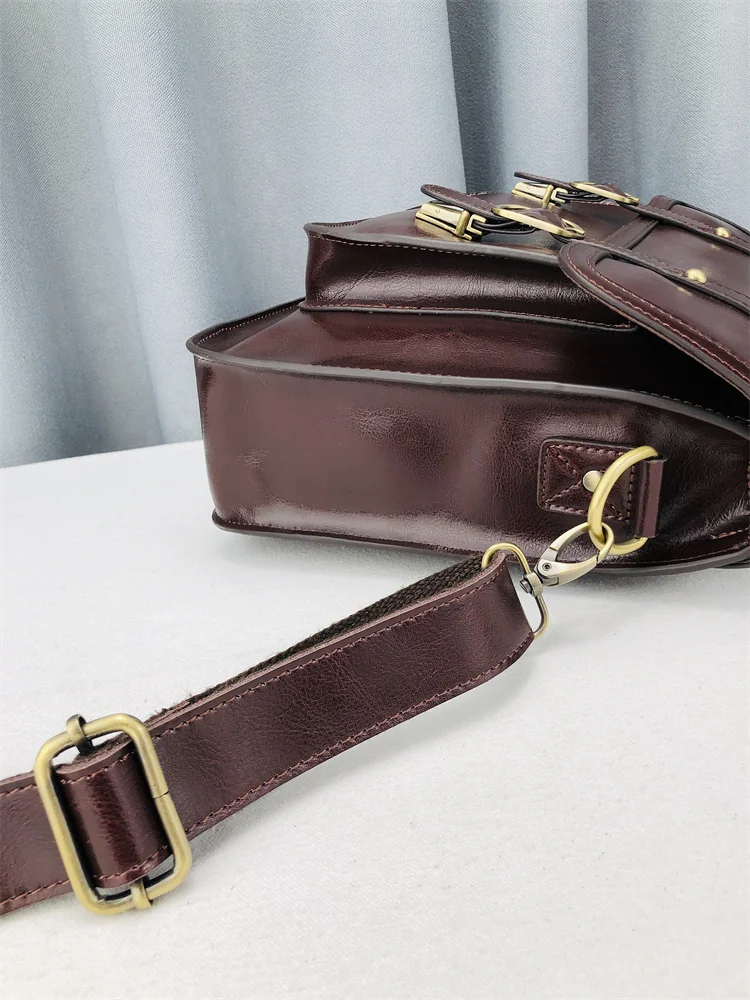 Vintage للجنسين جلد طبيعي على ظهره نمط Preppy Crossbody رسول حقيبة مشبك حقيقي جلد البقر حقيبة الكتف مصمم حقائب الظهر