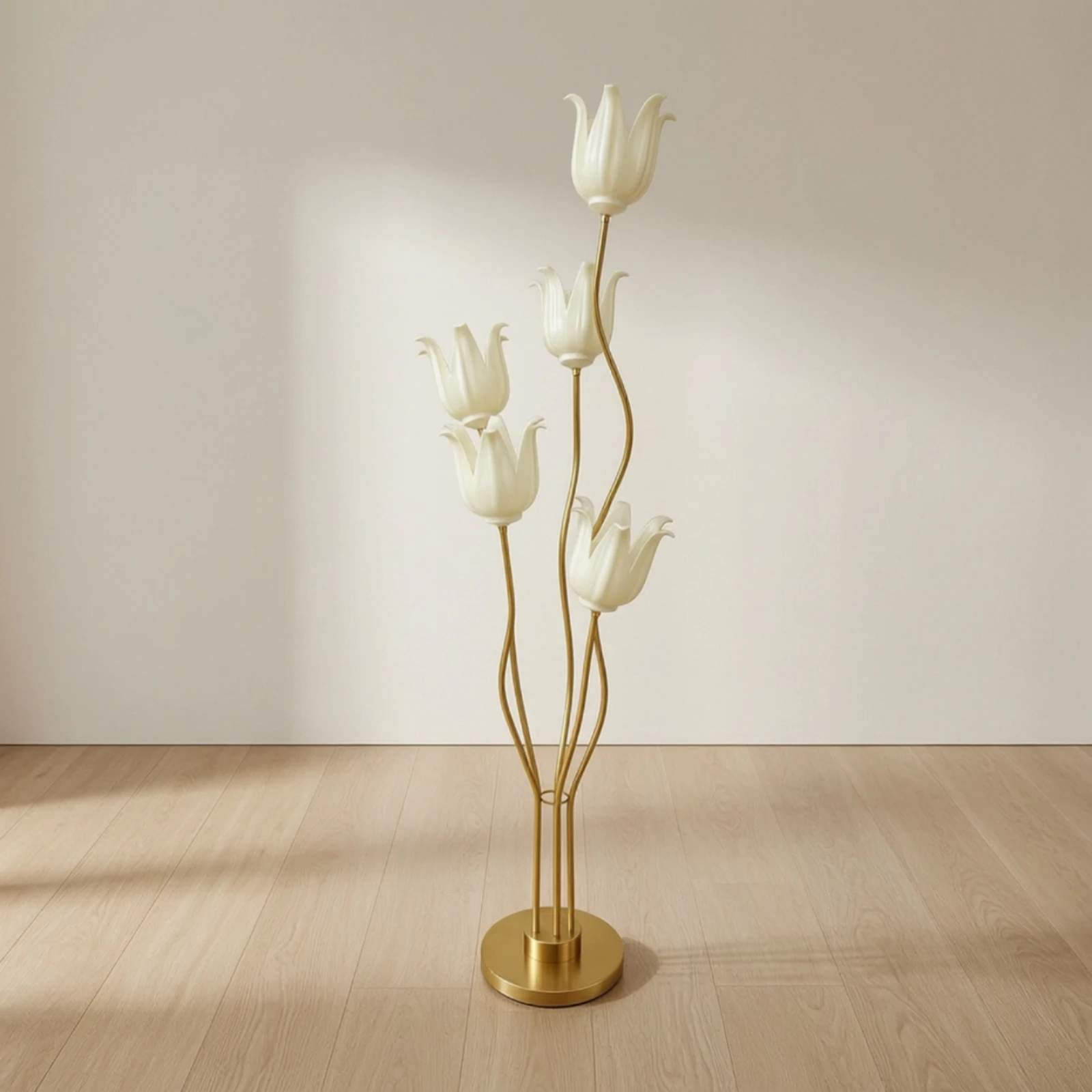Flower Shade Standing Lamp with Curved Branches Freestanding Floral Arrangement Lamp with Weighted Base Translucent Shades