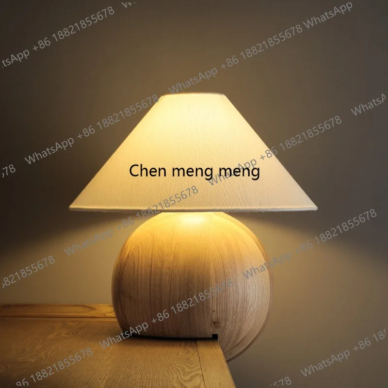 

Creative living room decoration atmosphere desk lamp Bedroom bedside lamp Nordic style solid wood