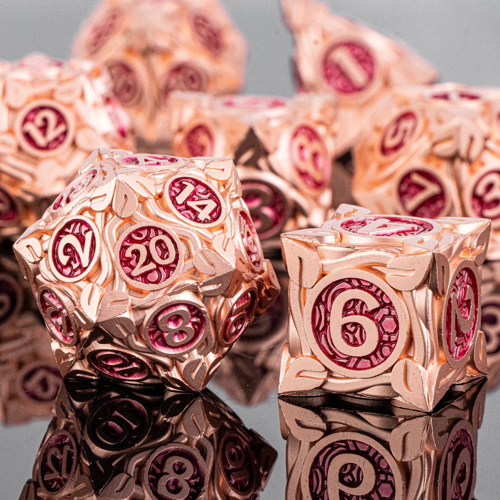 7-teiliges Würfelset DND Metall Komplettset für Dungeons and Dragons Polyedrische RPG D&D Geschenkidee – Detail 1