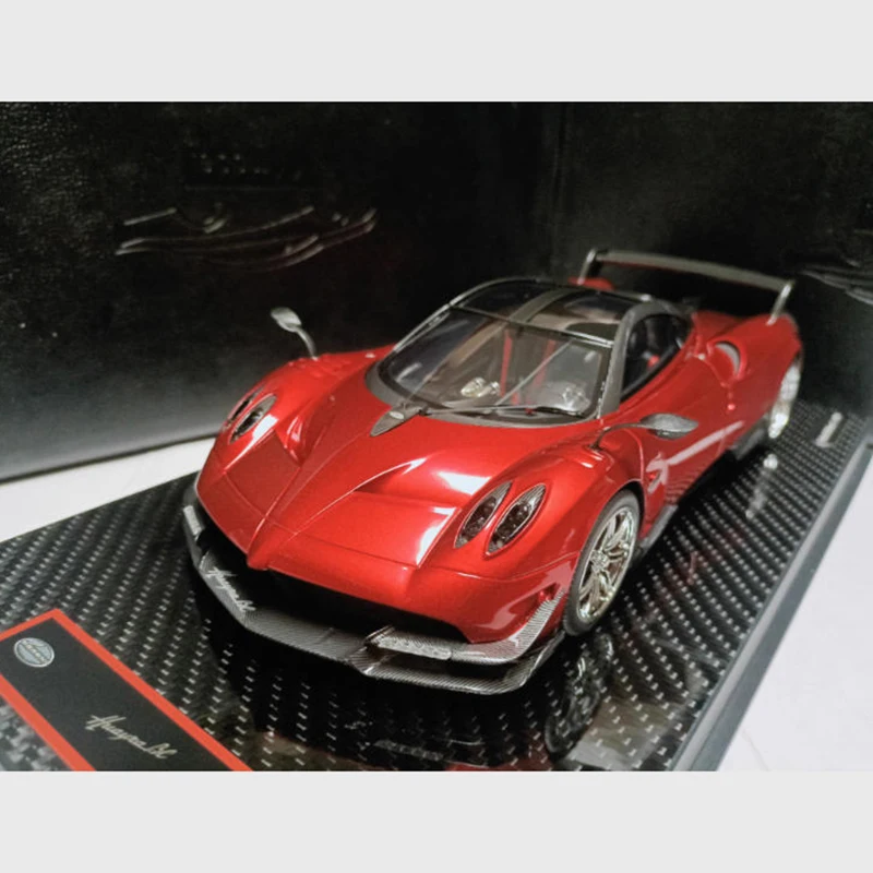 YY نموذج 1/18 Huayra BC نموذج سيارة من الراتنج الأحمر الشفاف مجموعة ثابتة ألعاب هدايا العيد المزخرفة