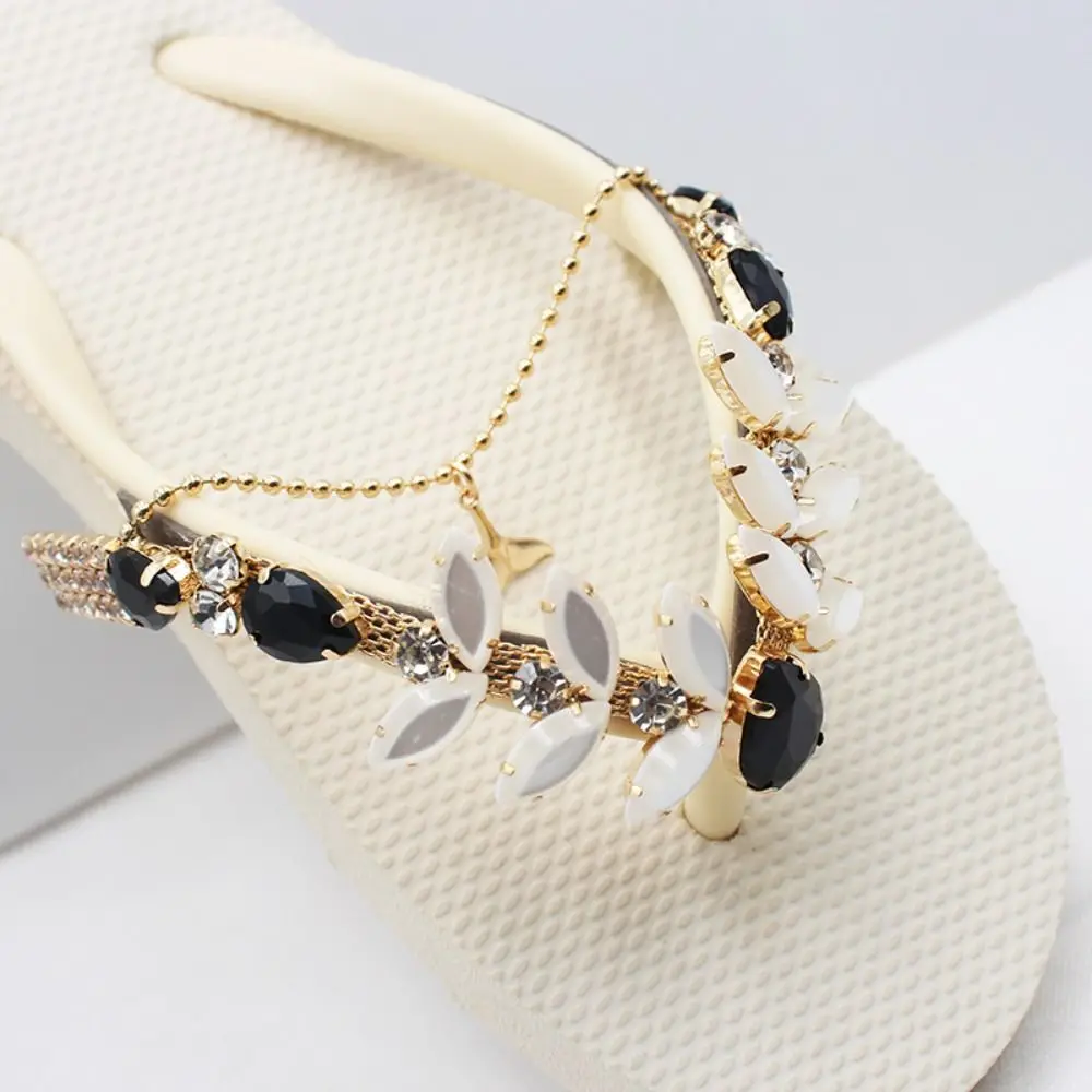 1Pair Ladies Sandal Beach Slider Decorate Chain Acrylic Crystal Shoe Chain DIY Herringbone Slipper Chain Beach Shoes Accessories