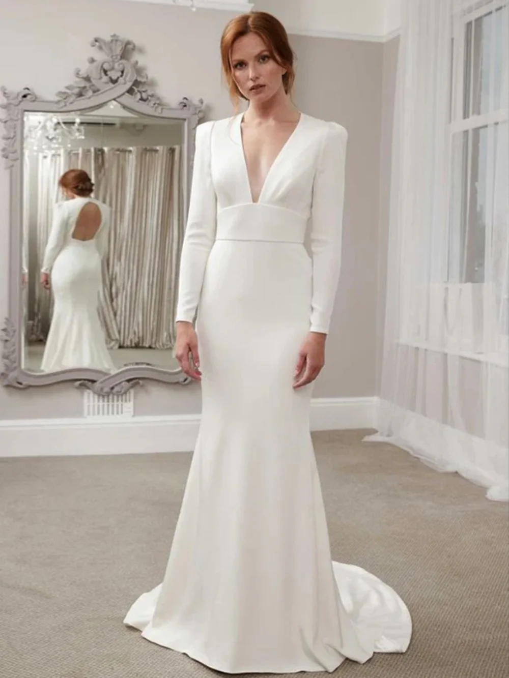 Classic Simple Mermaid Sexy V-neck Long Sleeve Wedding Dress Beach Garden Auditorium Elegant Ladies Bridal dress New 2024