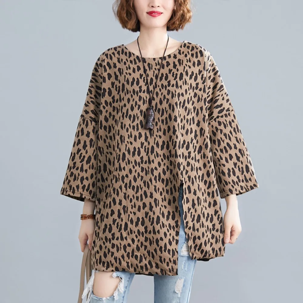 Plus Jeden rozmiar Gruby Mm Leopard Pattern Top Damski Jesienny Nowy Luźny Długi Rękaw Średniej Długości Dzielony Dół T-shirt plus size