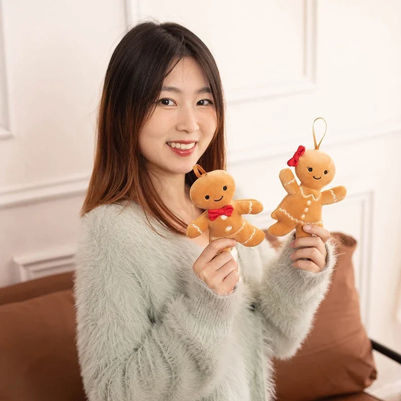 Christmas Gingerbread Man Plushie ต้นคริสต์มาสคริสต์มาสตกแต่งห้องมาพร้อมกับ Sleep ของเล่นเด็กวันเกิดคริสต์มาสของขวัญ