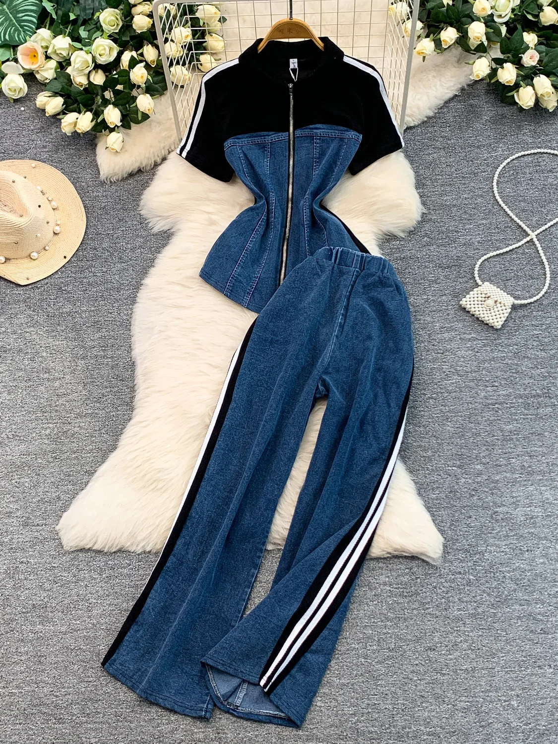 

Retro Spliced Zipper Denim High Waist Slim Fit Wide Leg Pants Two Piece Set Short Sleeve Top High Waist Fashion Ensemble