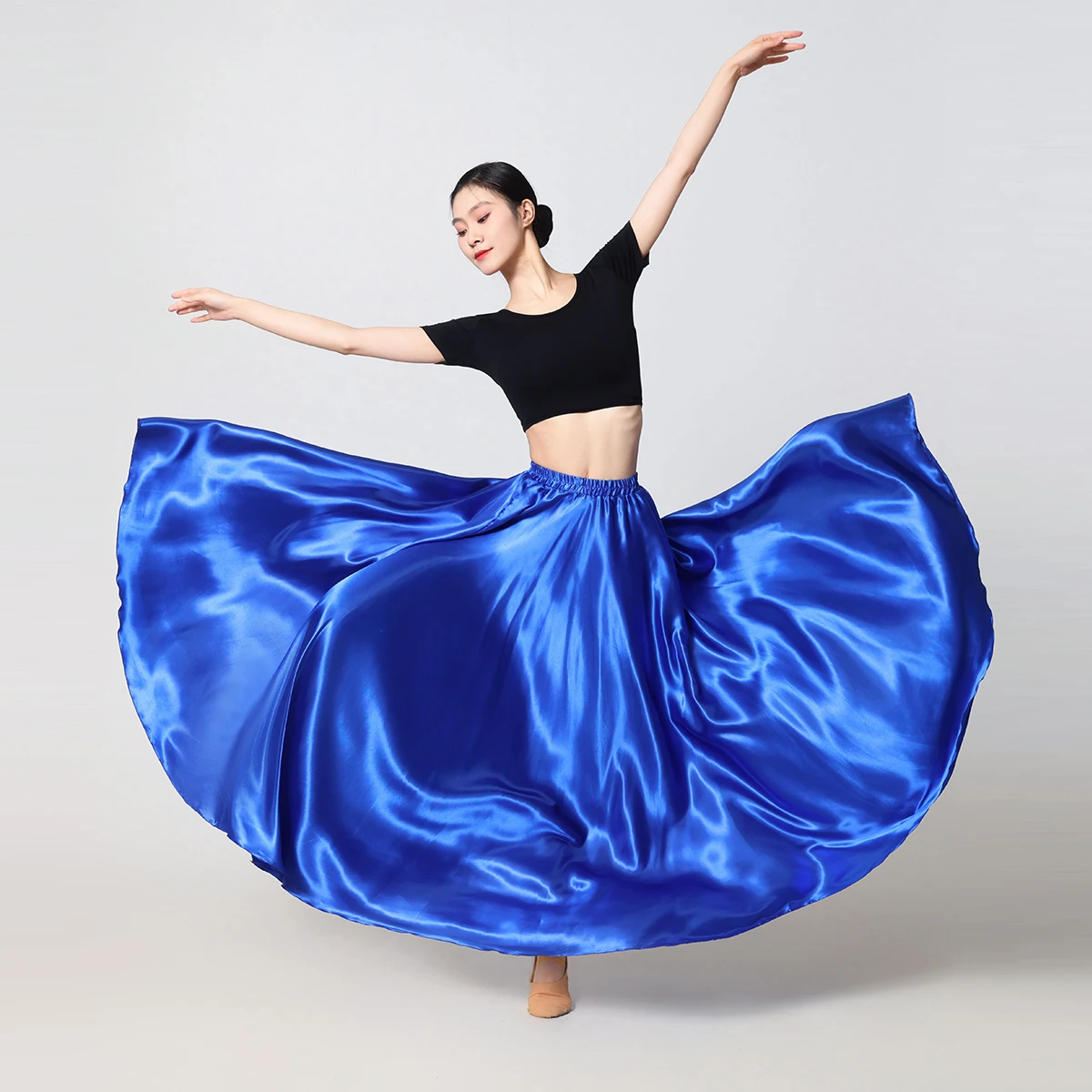 Dames satijnen lange rok met elastische tailleband voor ballroom Latin buikdans volledige cirkel prestatierok