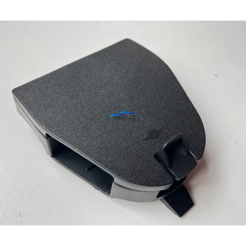 

1 шт. 8T0860285 Кронштейн-держатель для треугольного знака аварийной остановки на багажнике AUDI