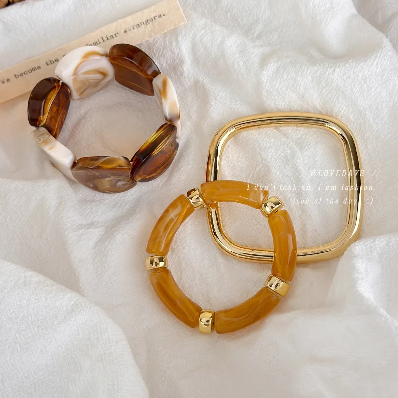 Bracelet Square Metal Smooth Amber Vein Elastic Stretch Vintage Bohemian Travel Outing Photoshoot Accessory for Women