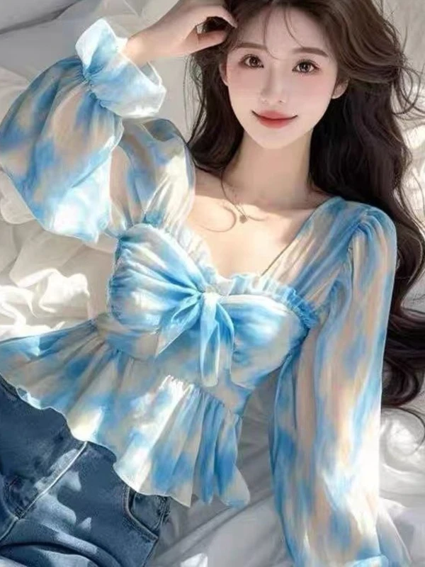 Sweet Style Square Collar Bubble Sleeve Chiffon Shirt Women's New Autumn 2026 Gradient  High-End Feeling Top
