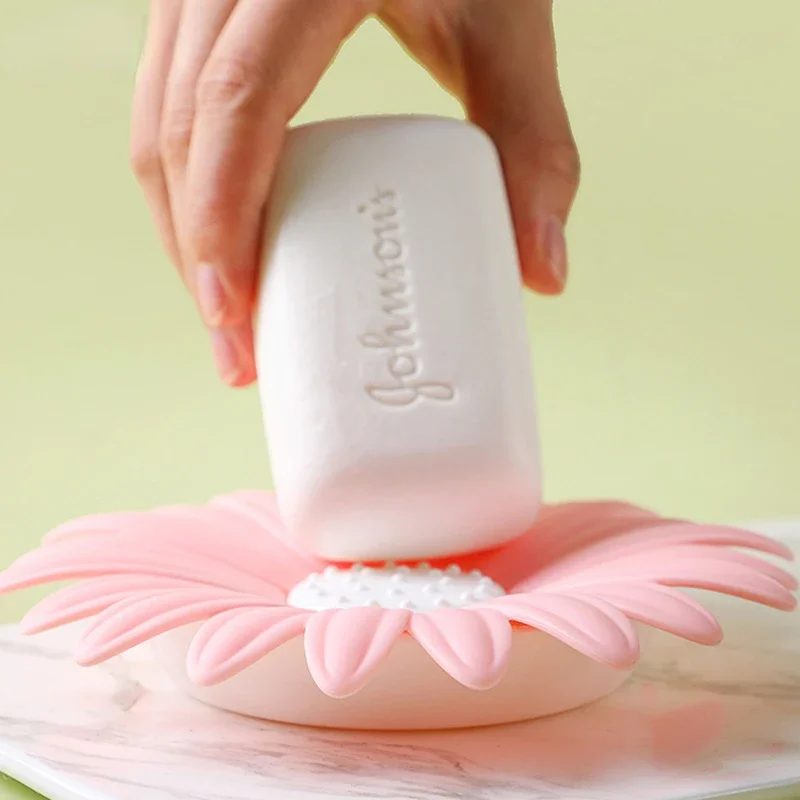 Cute Bathroom Daisy Soap Dish Creative Non-slip Sponge Soap Drain Holder Double Layer Soap Box Bathroom Accessories