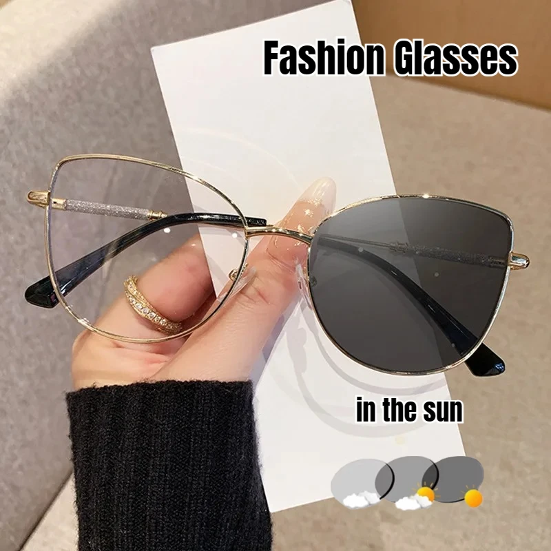 

New Fashionable Cat-Eye Frame High-Definition Glasses New Photochromic Glasses New Decorative Glasses for Vacations and Travel