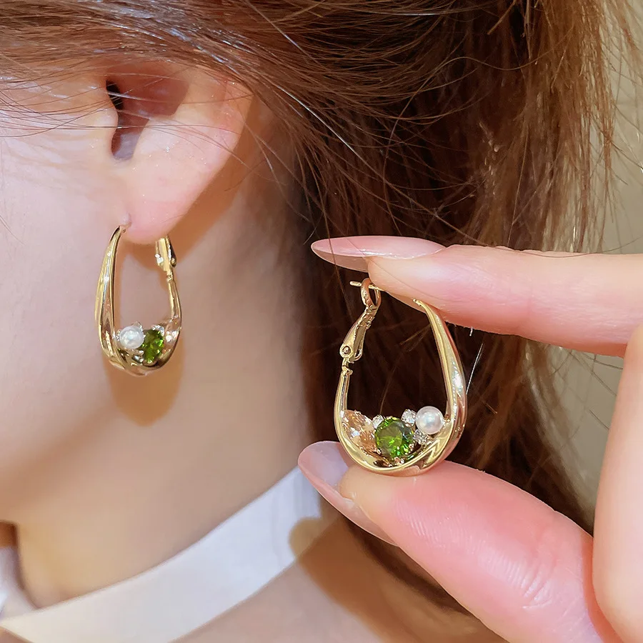 DOO MEI Shiny Oval Earrings Cubic Zirconia Hoop Earrings Graceful Imitation Pearl Ear Hoop New in Earrings Women's Fashion