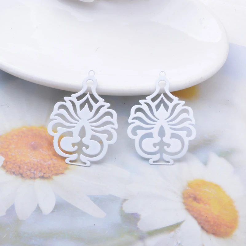 30 Stück AB8424 Messing Goldene Bunte Charms Fluoreszenz-Anhänger – Detail 13