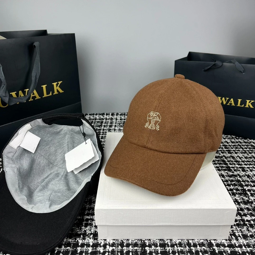 

Hot Selling Master Made Embroidery BC Baseball Cap Outdoor Hat Cashmere Fashion Casual Comfortable Men and Women Duckbill Cap