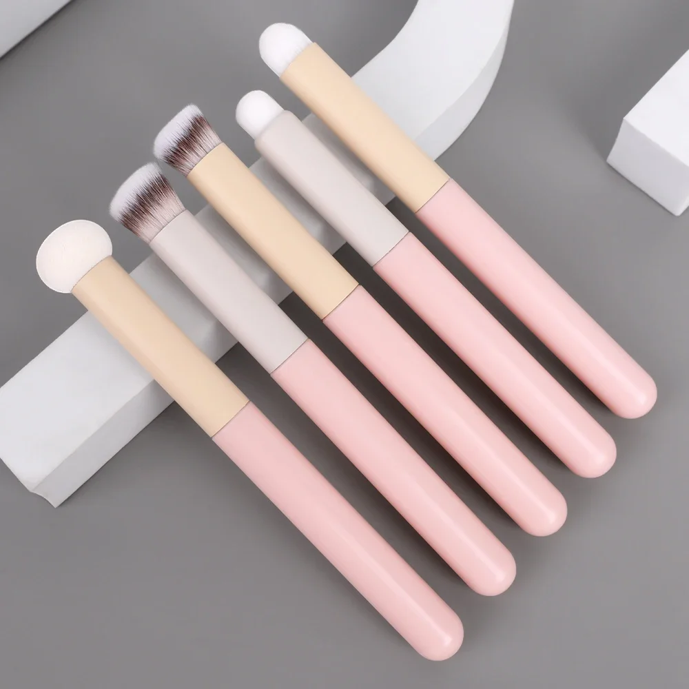 1Pcs Concealer Borstels Paddestoel Spons Borstel Professionele Lip Borstels Gezicht Contour Foundation Mengen Beauty Make-Up Tool