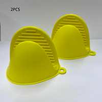 2pcs Thickened silicone gloves microwave oven resistant heat-insulating clips high-temperature resistant silicone heat-insulati