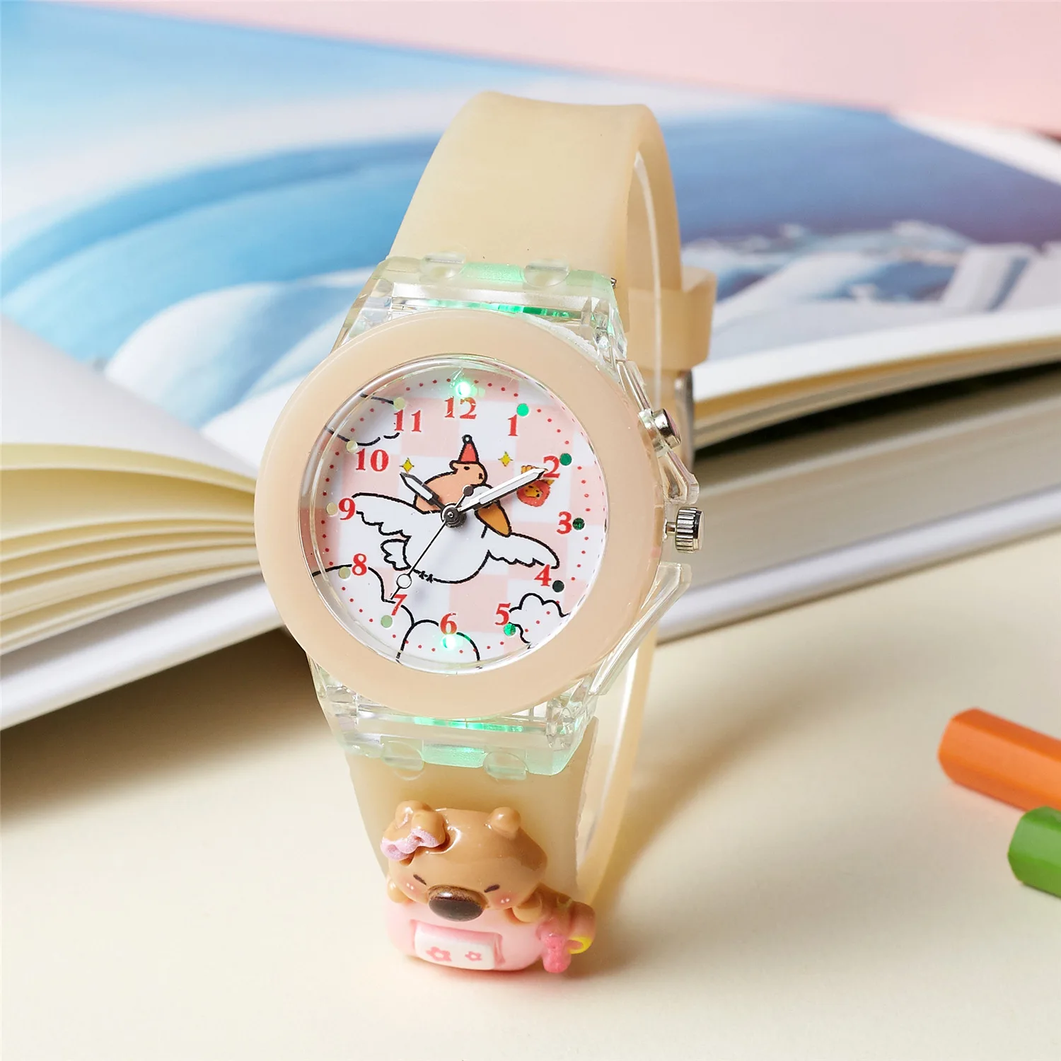 Leuchtende Kinderuhr mit blinkender Regenbogen-LED, weichem Gelee, buntem Armband, Cartoon-Tierspielzeuguhr
