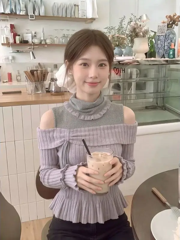 Chic Sweet Long Sleeve T-Shirt Women's Early Autumn New Slimming Fake Two-Piece Shoulder Bared Top Casual Style High Collar