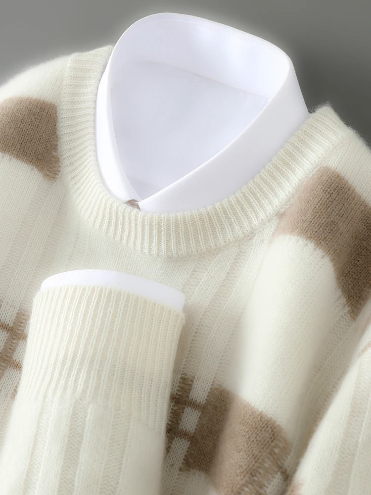 Autumn and winter men's pure cashmere round neck color matching geometric pattern sweater thickened warm loose Joker sweater.