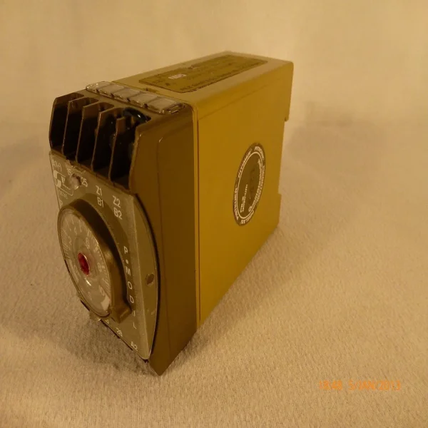

2026 Pa-1nb 24v 100v 2uz Frm Safety Relay Timer 454374 New Unboxed Brand Original Spot Plc
