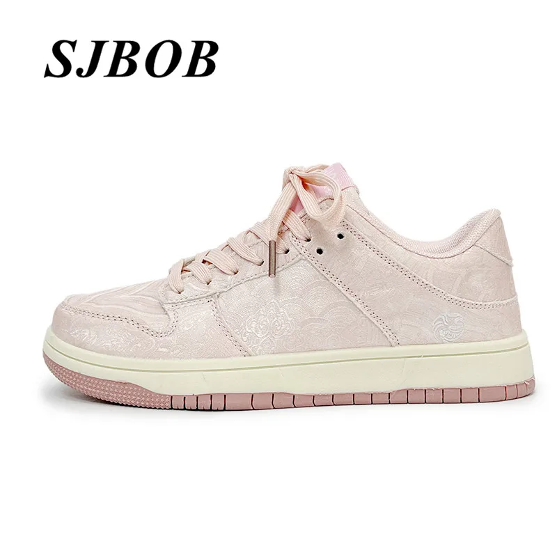 

Stylish Print Women's Skateboard Shoes Comfort Low Top Mens Skate Sneakers Anti-Slip Flat Pink Sneakers Unisex Zapatos De Mujer