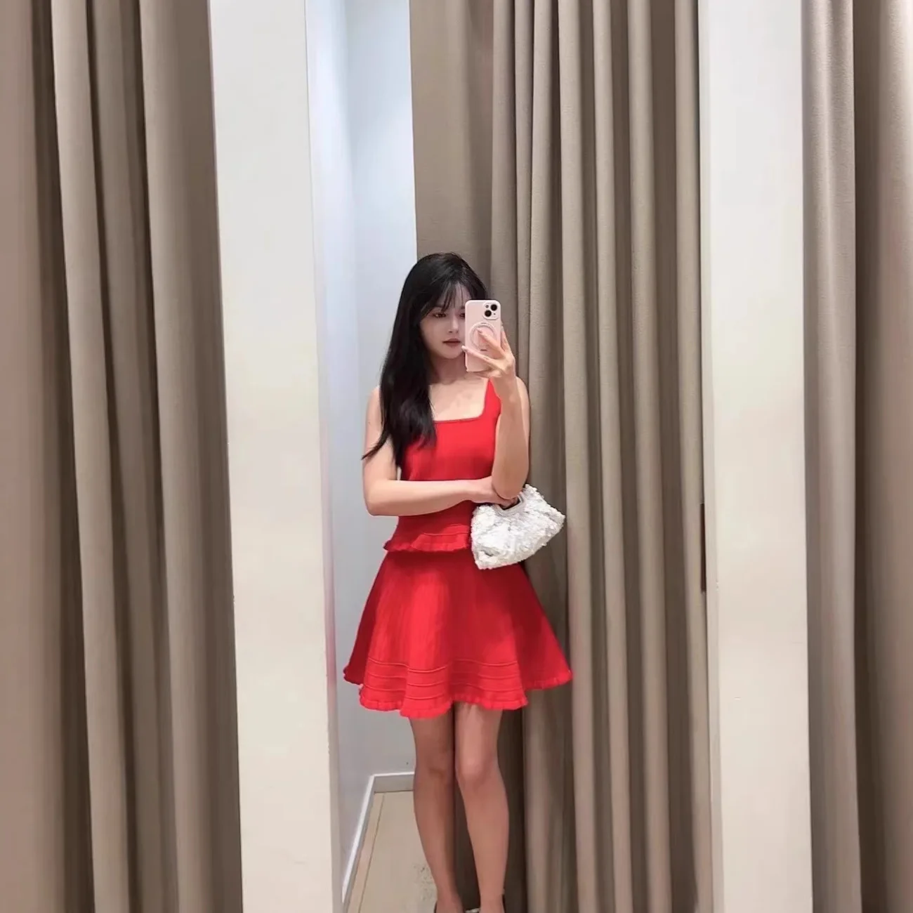 

Women Solid Color Square Neck Knitted Set Sleeveless Red Knitwear Top + A-Line Slim Fit Mini Skirt Spring/Summer Elegant Suit