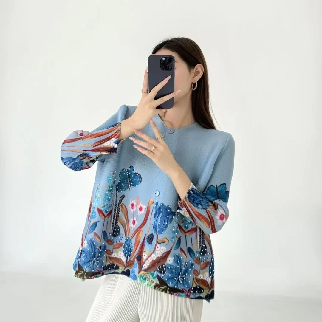 Miyake Fold 2025 New Shirt Women's Round Neck Loose Temperament Casual Printed Cardigan Top Versatile Commuter Shirt Autumn