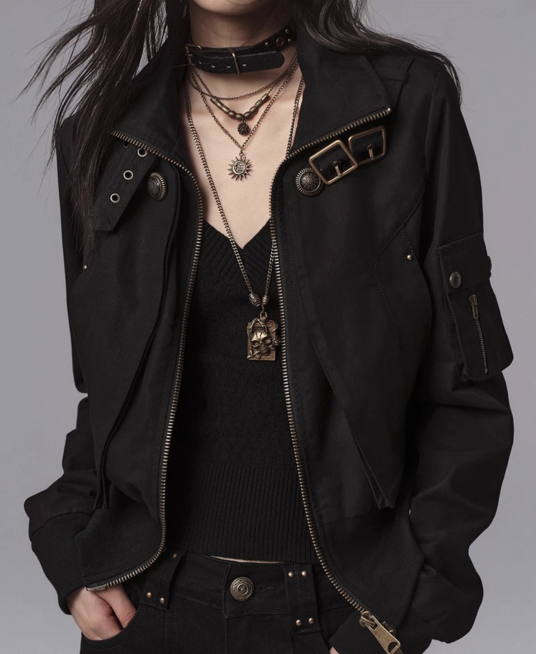 

Куртки-бомберы, хардкорные женские осенние атласные куртки-стойки с воротником-стойкой, блестящая клубная одежда с блестками, вечерние плиссированные на пуговицах, уникальные мероприятия на шнуровке