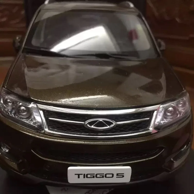 Chery Tiggo 5 1: 18 Simulation Alloy Car Model, Desktop Decoration, Gift for Adults