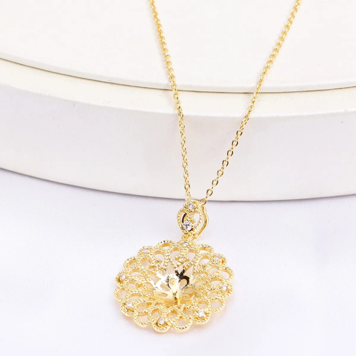 14K Gold Plated Hollow Large Flower Pearl Pendant Blank Setting, Elegant DIY Jewelry Accessories For Necklace Making