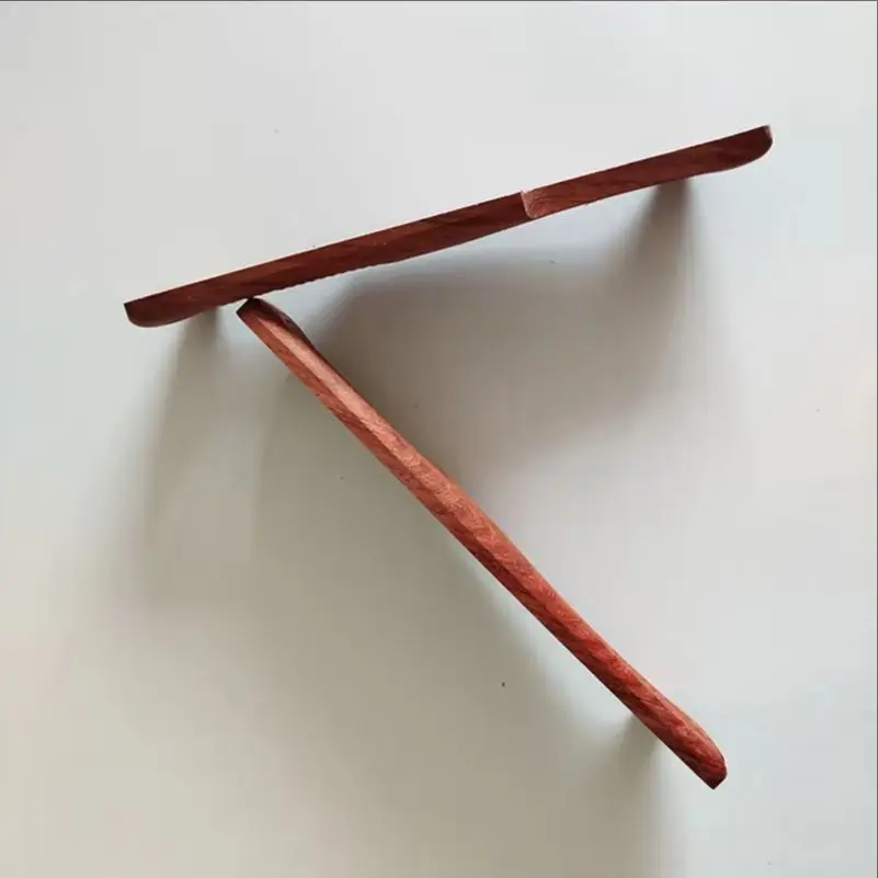 

1 пара деревянных весов для ножей серии Victorinox Delemont RANGER 130 мм 0,9663.MC