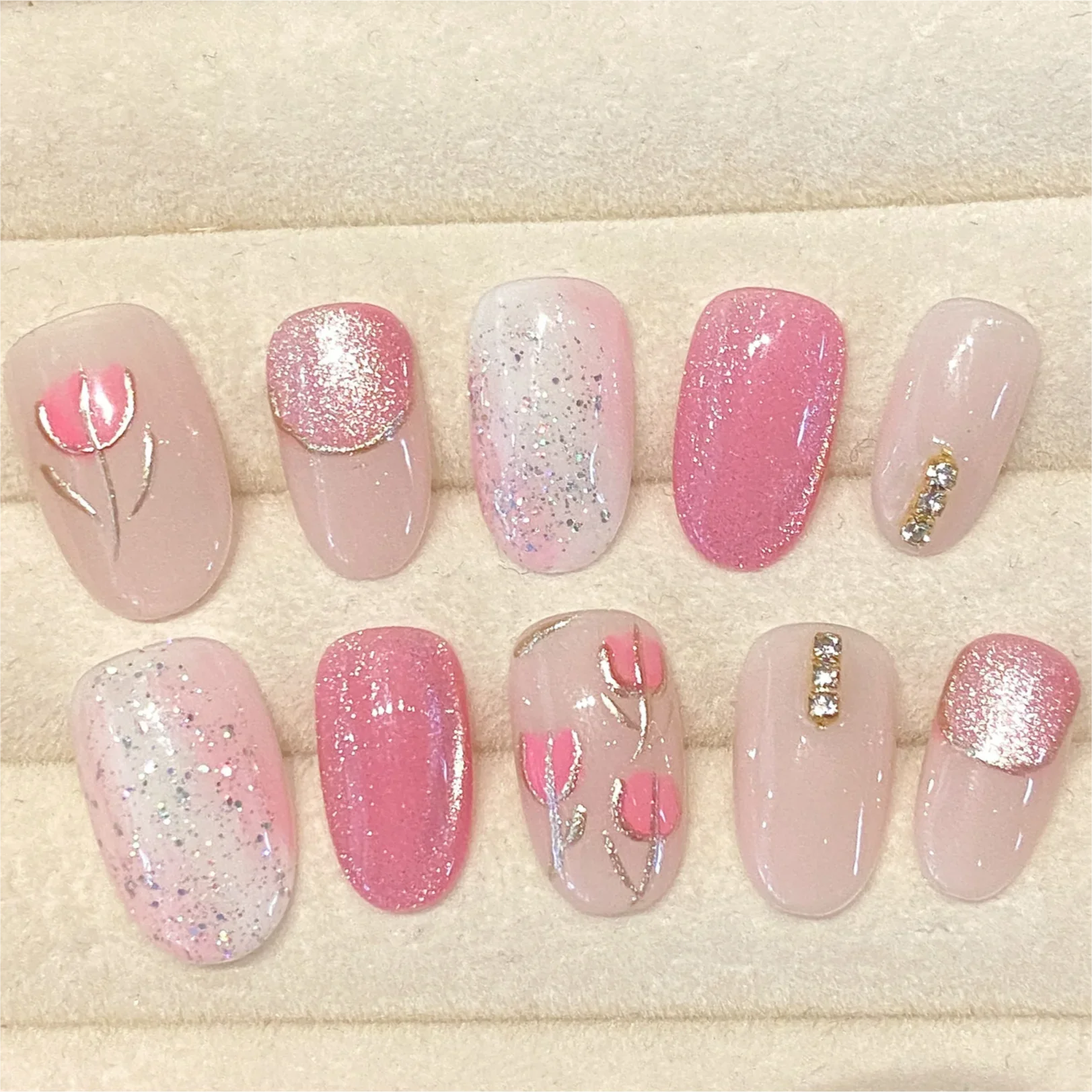 10 Stück rosa Sarg handgemachte Nägel zum Aufdrücken, vollständige Abdeckung, Diamant-Design, Blumen-Farbverlauf, ovale falsche Nägel, tragbare Maniküre-Nagelspitzen