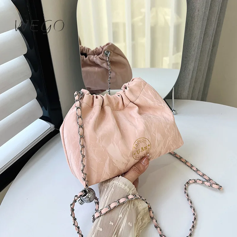 Chain One shoulder Drawstring Bag Female New Summer Fashion Pleated Bundle Pink Grey Bucket Bag Simple Messenger Bag