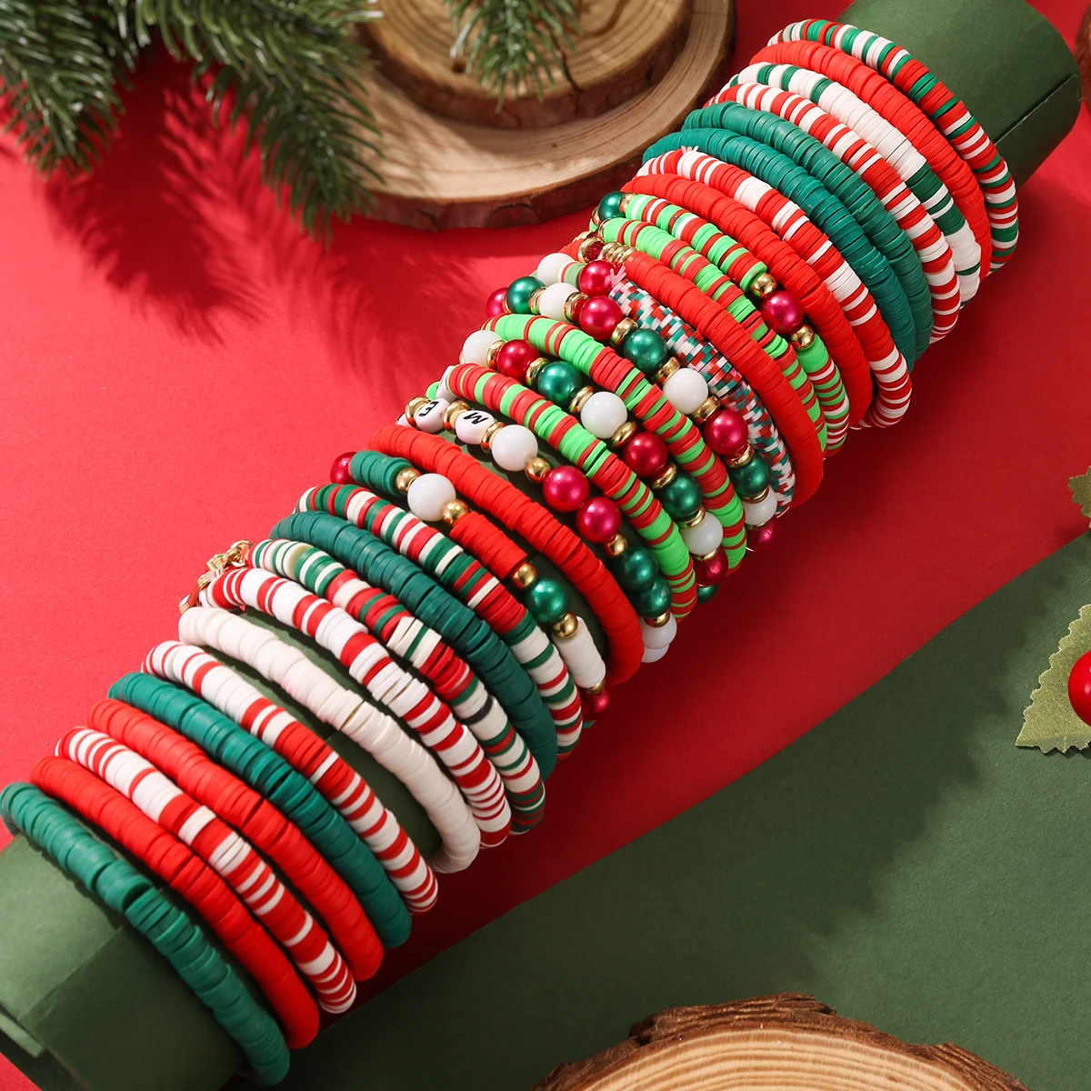 

29Pcs/set Fashion Colored Snowman Christmas Tree Pendant Polymer Clay Beaded Bracelet Set For Women Christmas Party Jewelry Gift