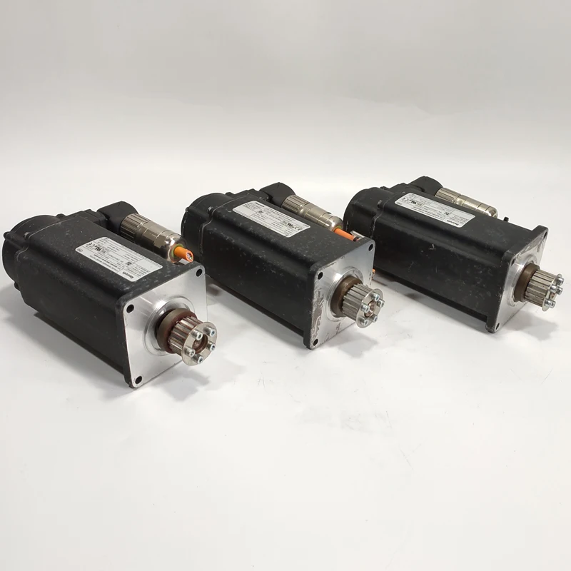 

SERVO MOTOR MSK040C-0600-NN-M1-UG0-NNNN