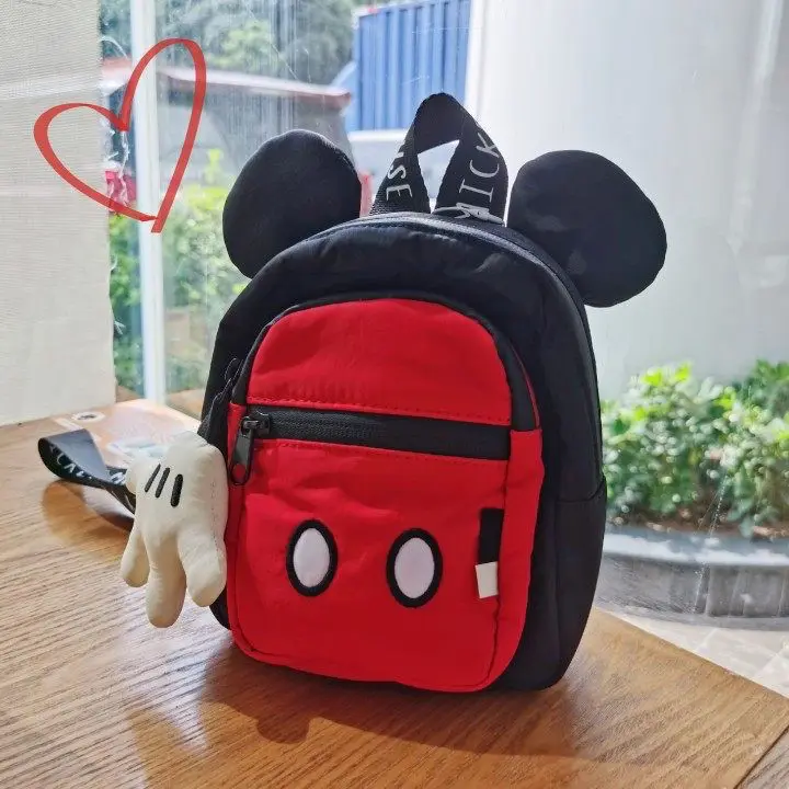 Mini-mochila infantil leve mickey mouse, mochila feminina bonita, leve, viagem ao ar livre, jardim de infância, moda, 2023